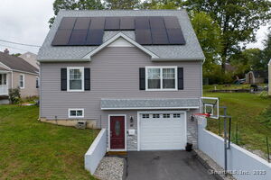 Homes for sale in New Britain, CT | 87 Pinehurst Ave, New Britain, CT 06053 | MLS# 24133649