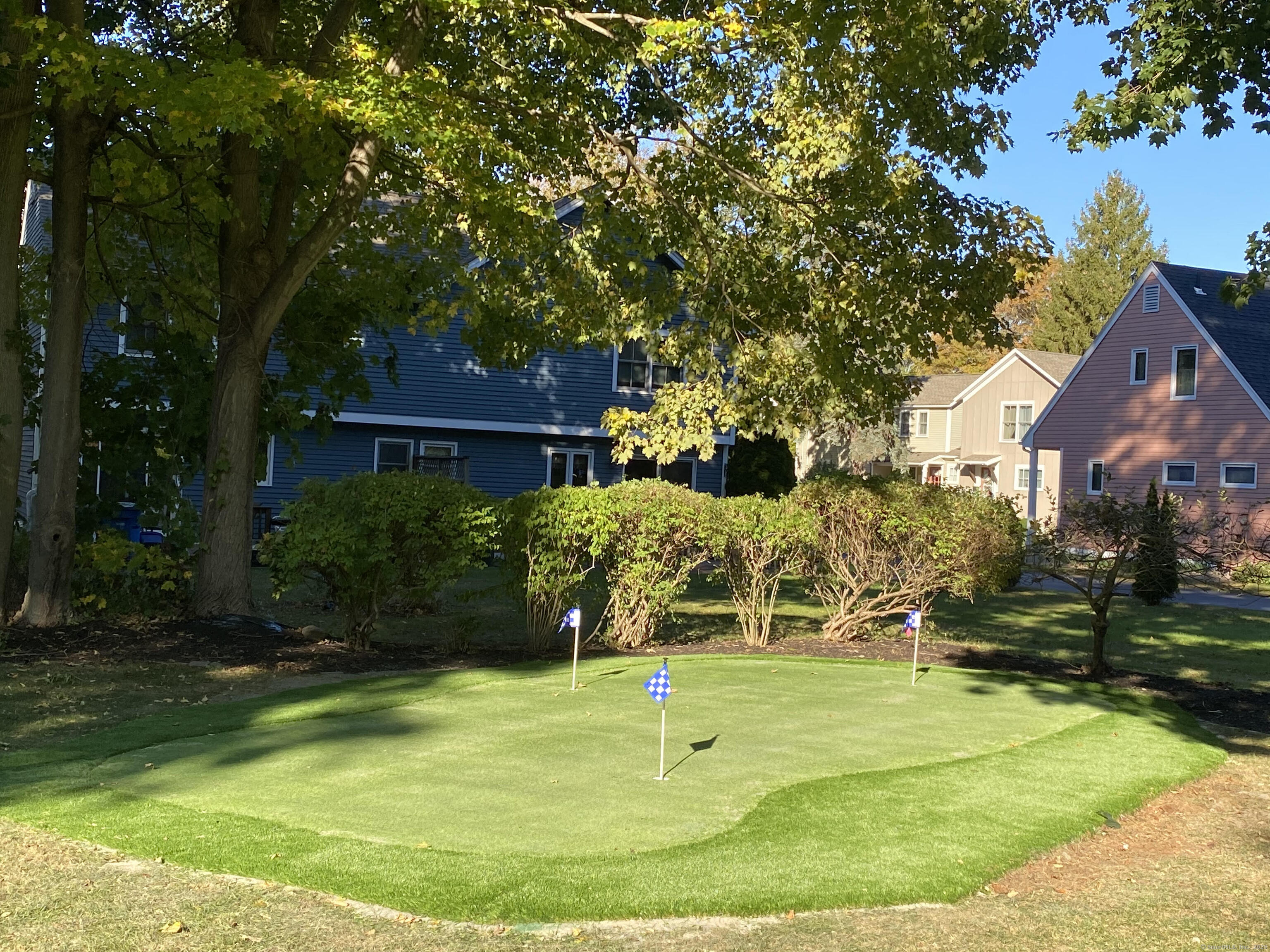 Guilford, Connecticut, 06437, United States, 6 Bedrooms Bedrooms, ,4 BathroomsBathrooms,Residential,For Sale,1992629