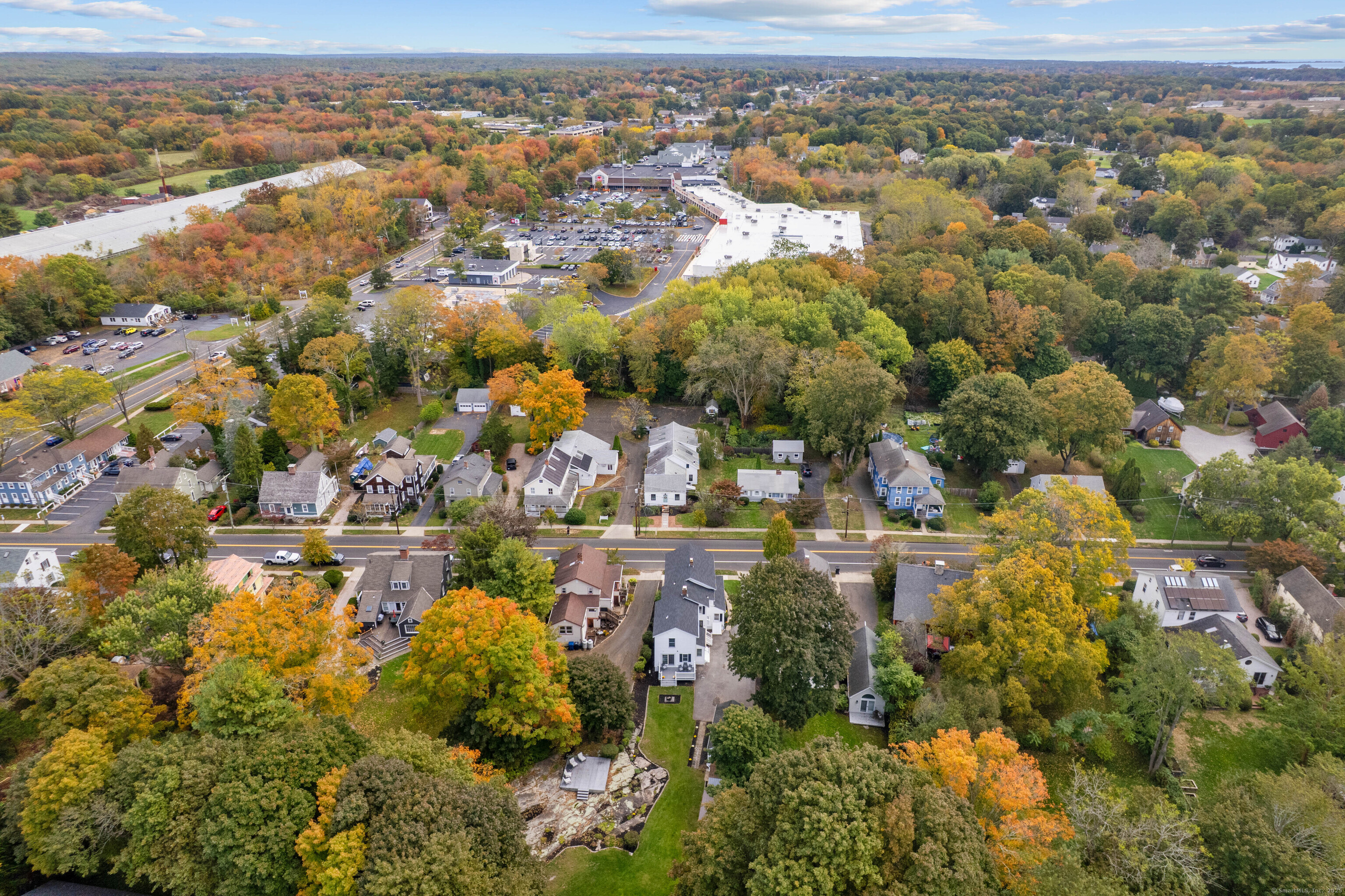 Guilford, Connecticut, 06437, United States, 6 Bedrooms Bedrooms, ,4 BathroomsBathrooms,Residential,For Sale,1992629