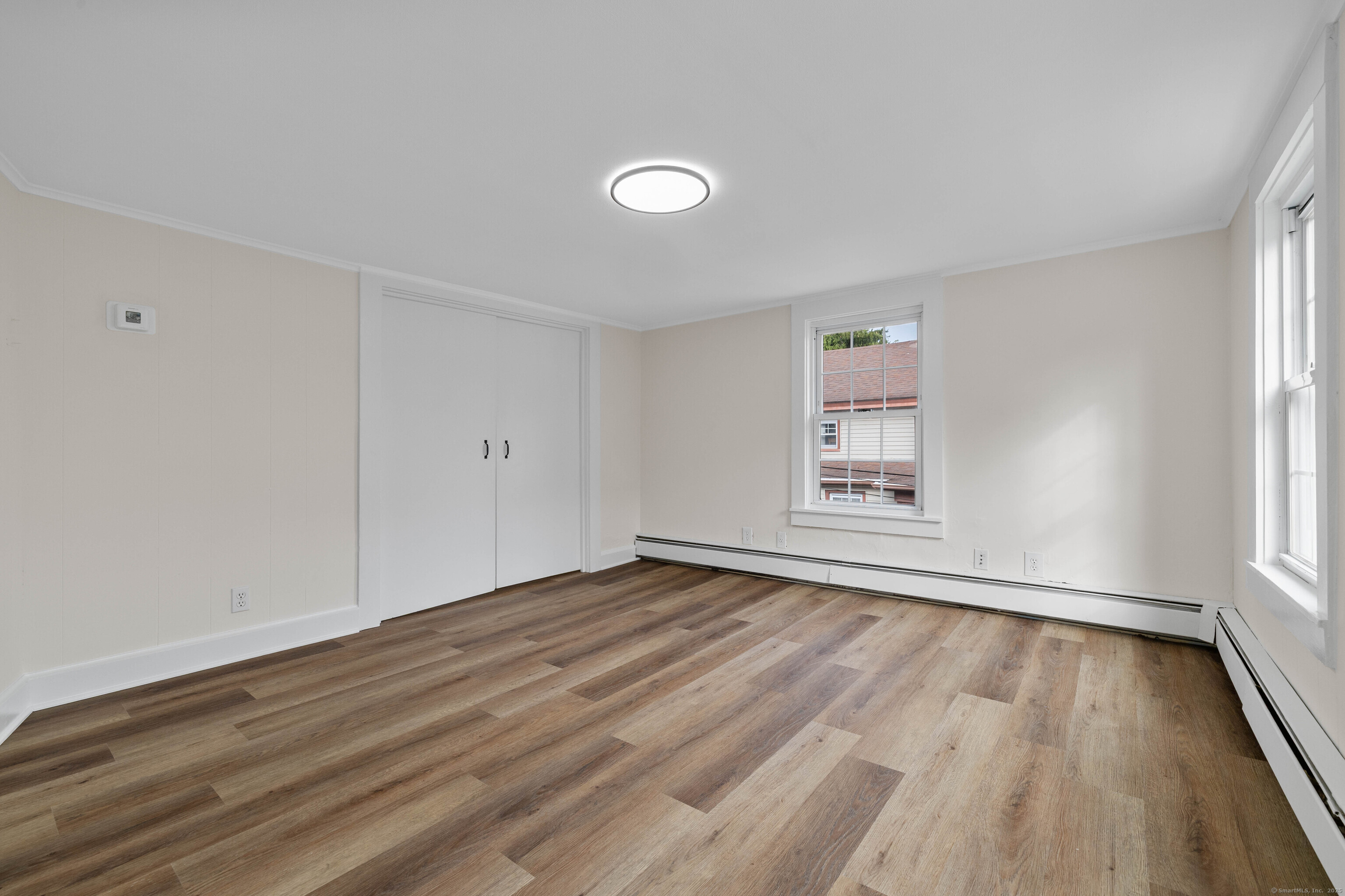 Guilford, Connecticut, 06437, United States, 6 Bedrooms Bedrooms, ,4 BathroomsBathrooms,Residential,For Sale,1992629