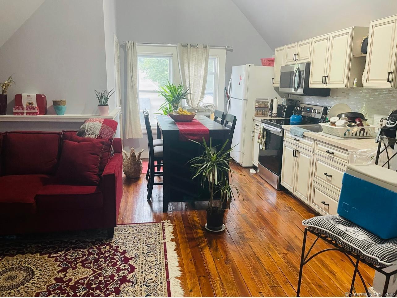 724 Capitol, Bridgeport, 06606, 10 Bedrooms Bedrooms, 0 ,3 BathroomsBathrooms,Multi-family For Sale,For Sale,Capitol,0,24134382