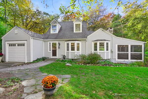 Homes for sale in Redding, CT | 477 Newtown Turnpike, Redding, CT 06896 | MLS# 24134330