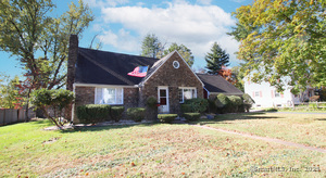 Homes for sale in Middletown, CT | 18 Phedon Pkwy, Middletown, CT 06457 | MLS# 24130917