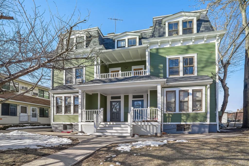 10 Linden Place, Stamford, Connecticut photo 1