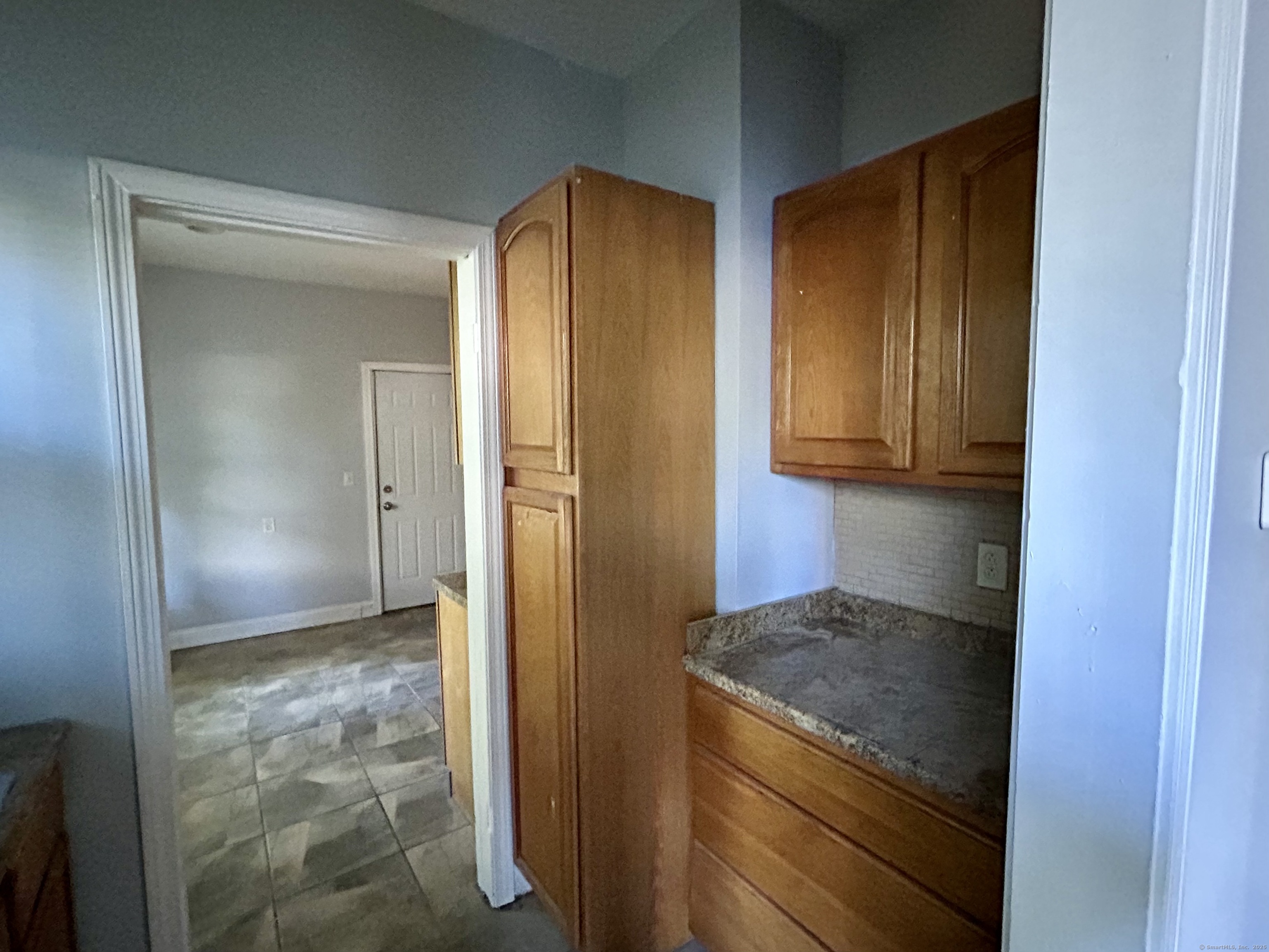 Photo 5 of 51 Mead Street, New Haven, CT