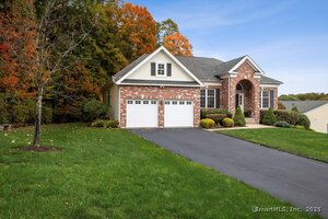 Homes for sale in Bloomfield, CT | 30 Vista Way, Bloomfield, CT 06002 | MLS# 24134411