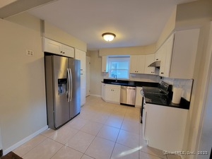 Homes for sale in Milford, CT | 41 Avon St, Milford, CT 06461 | MLS# 24134209