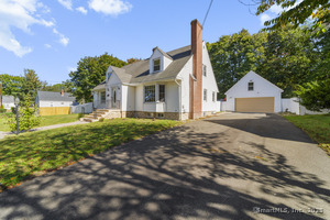 Homes for sale in Hamden, CT | 20 Rosina Rd, Hamden, CT 06514 | MLS# 24133989