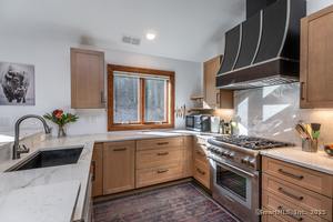 Homes for sale in Litchfield, CT | 6 Kubish Rd, Litchfield, CT 06759 | MLS# 24133769