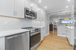 Homes for sale in Old Saybrook, CT | 100 Dudley Ave #D20, Old Saybrook, CT 06475 | MLS# 24134455