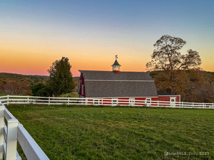 Homes for sale in Woodbury, CT | 225 Old Sherman Hill Rd, Woodbury, CT 06798 | MLS# 24072926