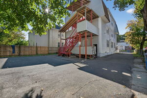 Homes for sale in Hartford, CT | 68 Enfield St, Hartford, CT 06154 | MLS# 24134121