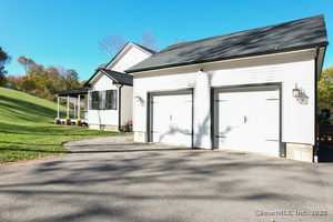 Homes for sale in Plymouth, CT | 10 Country Garden Ct, Plymouth, CT 06786 | MLS# 24133453