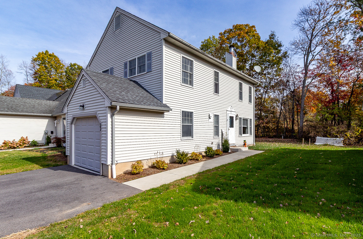 27 Deer Run Trail