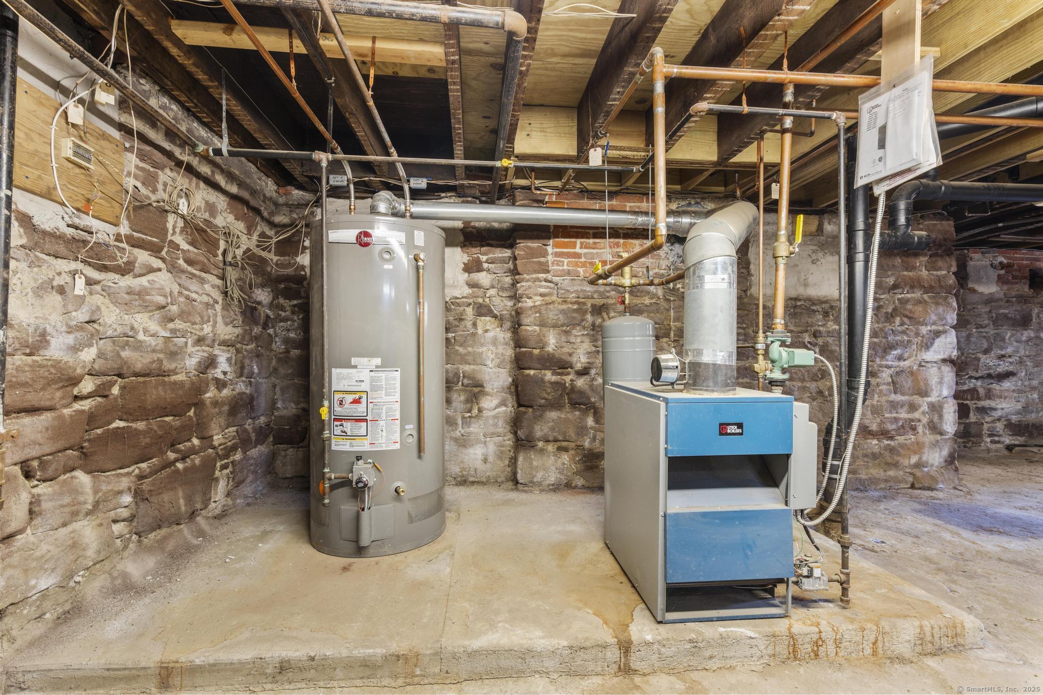 Homes for sale in Hartford, CT | 155 Seymour St, Hartford, CT 06106 | MLS# 24134570