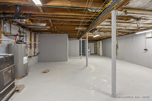 Homes for sale in Waterbury, CT | 197 Hickory Hill Dr, Waterbury, CT 06708 | MLS# 24134691