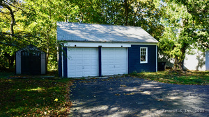 Homes for sale in Milford, CT | 252 Oronoque Rd, Milford, CT 06461 | MLS# 24134779