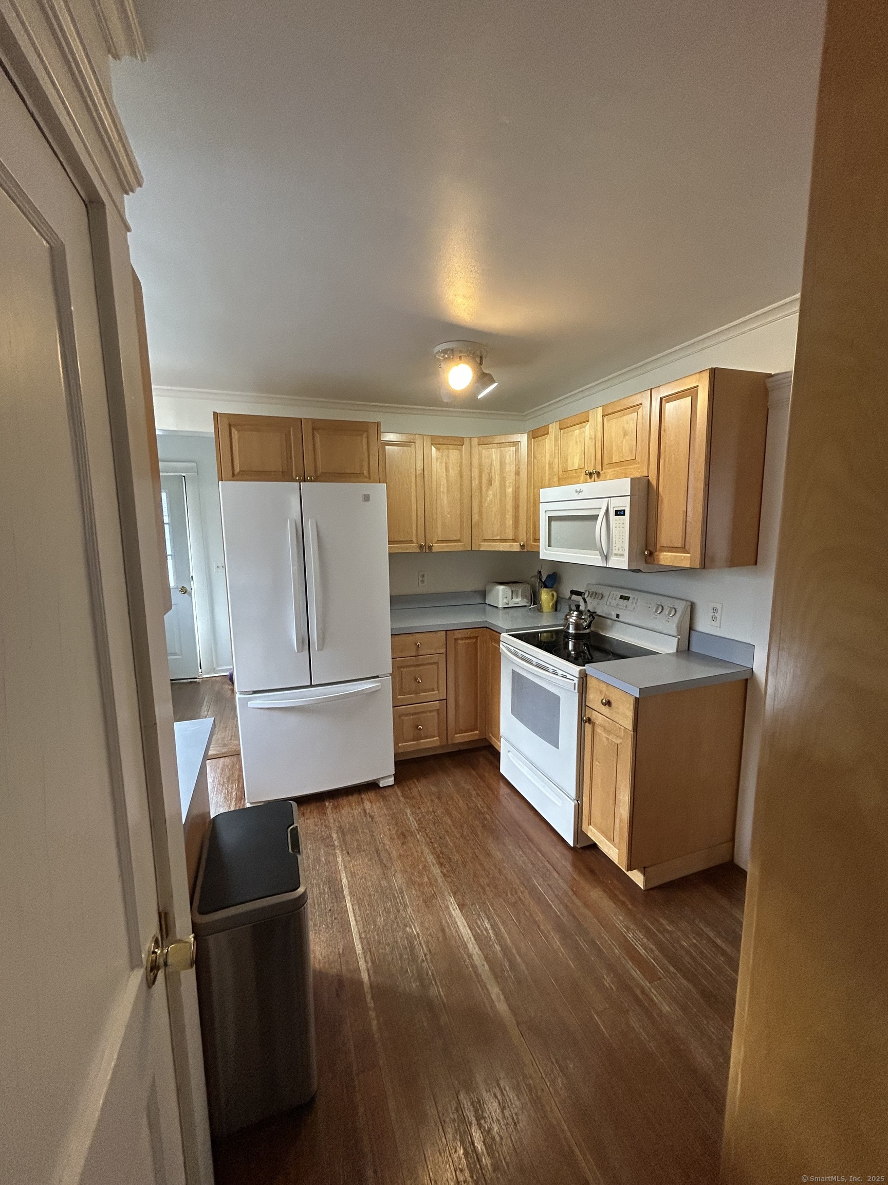 Homes for sale in Naugatuck, CT | 21 Acushnet St, Naugatuck, CT 06770 | MLS# 24134882