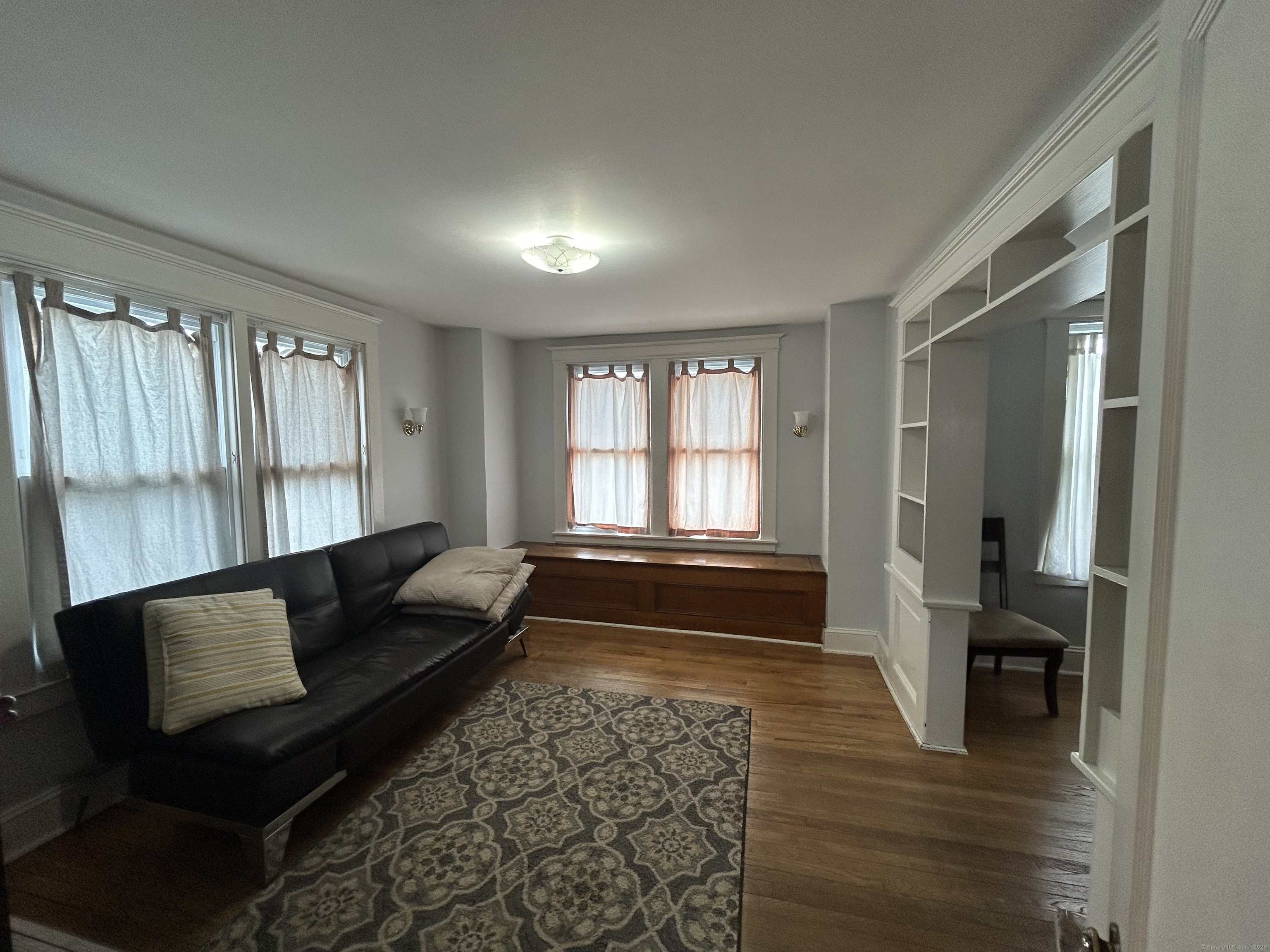 Homes for sale in Naugatuck, CT | 21 Acushnet St, Naugatuck, CT 06770 | MLS# 24134882