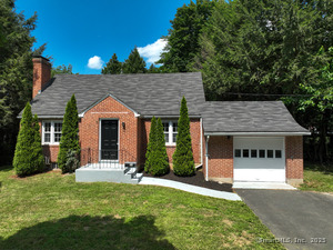 Homes for sale in Bloomfield, CT | 86 Gabb Rd, Bloomfield, CT 06002 | MLS# 24134874