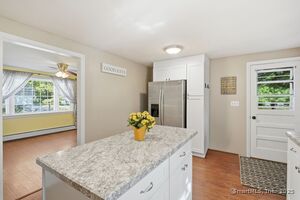 Homes for sale in Enfield, CT | 17 Douglas Dr, Enfield, CT 06082 | MLS# 24134869