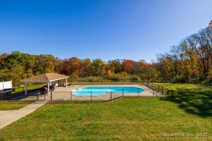 Homes for sale in Thompson, CT | 827 Thompson Rd, Thompson, CT 06277 | MLS# 24134901