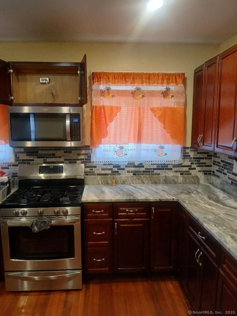 Photo 12 of 36 Plainfield Street, Hartford, CT