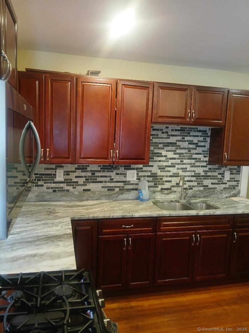 Photo 11 of 36 Plainfield Street, Hartford, CT