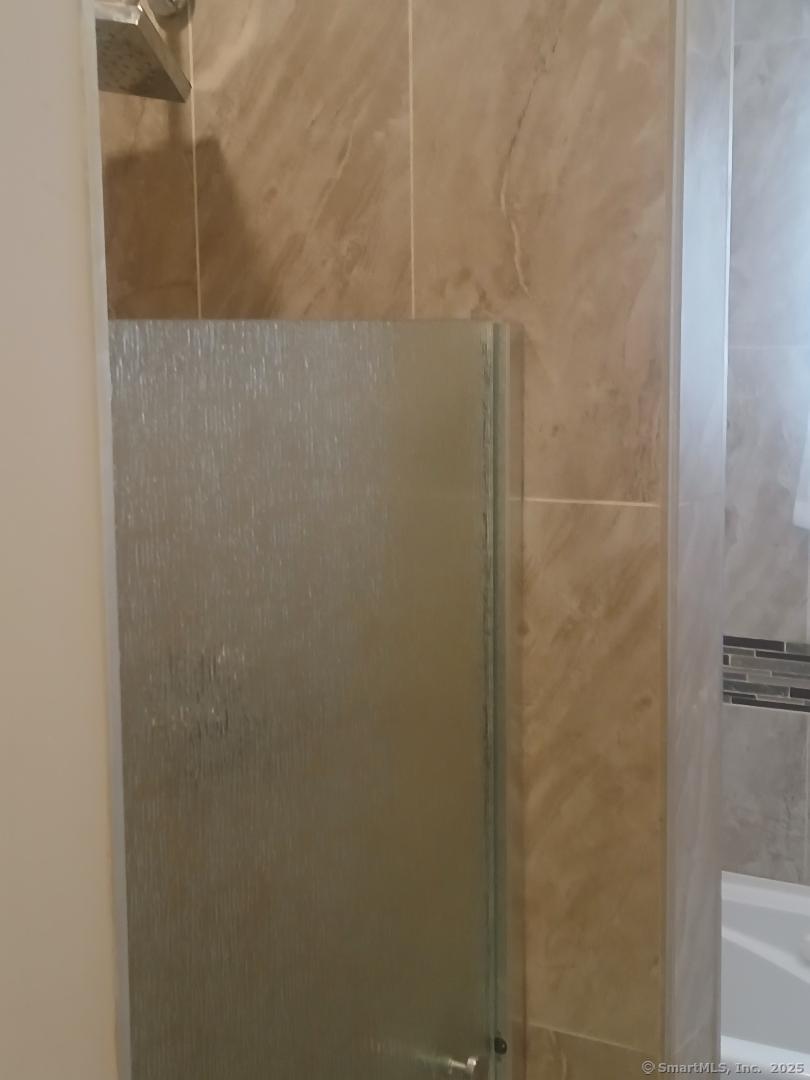 Photo 17 of 36 Plainfield Street, Hartford, CT