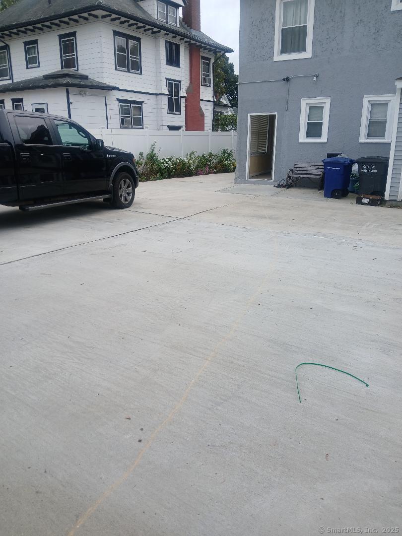 Photo 33 of 36 Plainfield Street, Hartford, CT