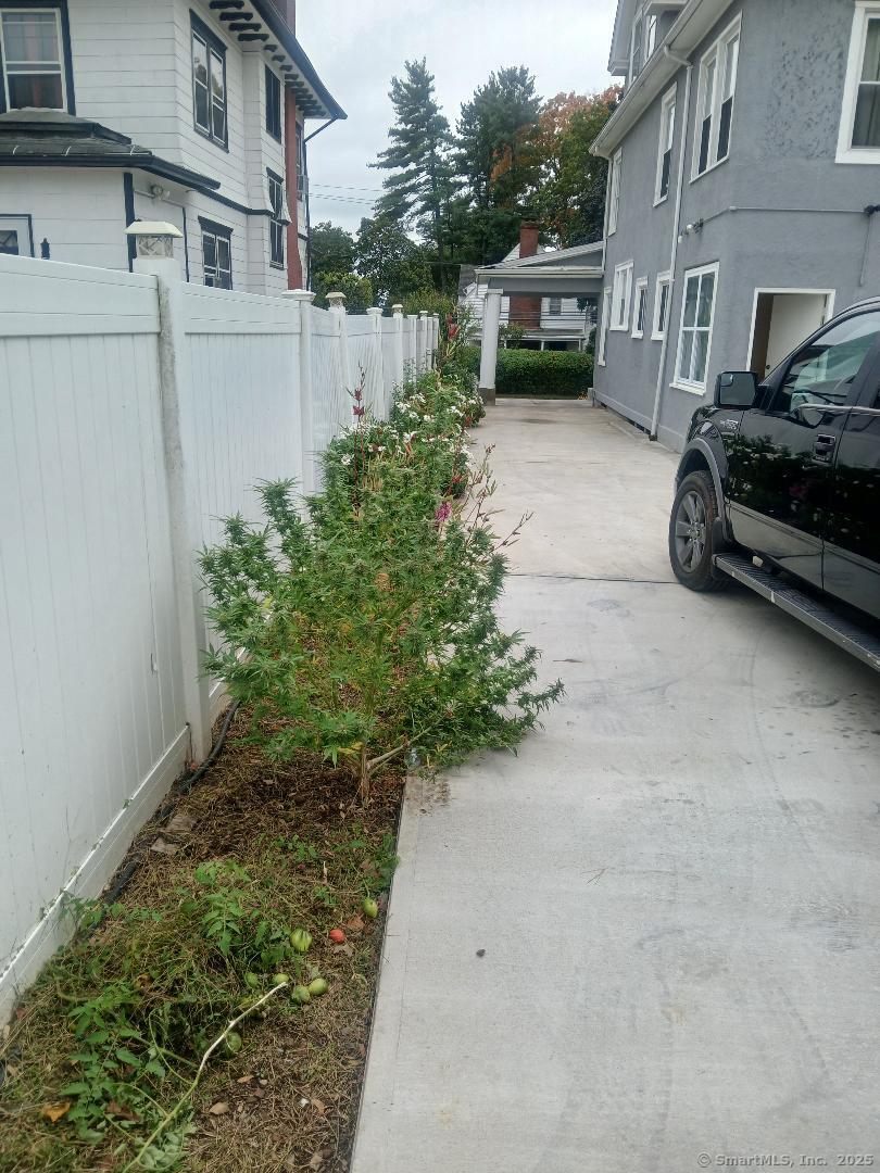 Photo 34 of 36 Plainfield Street, Hartford, CT