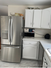 Homes for sale in Norwalk, CT | 10 Ledgebrook Dr #10, Norwalk, CT 06854 | MLS# 24135023