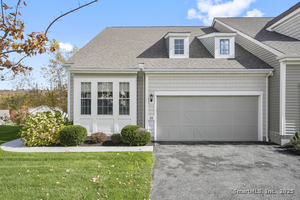 Homes for sale in Oxford, CT | 712 Championship Dr #712, Oxford, CT 06478 | MLS# 24134777