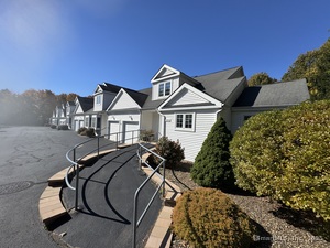 Homes for sale in Manchester, CT | 244 Oakland St #APT H, Manchester, CT 06042 | MLS# 24135076