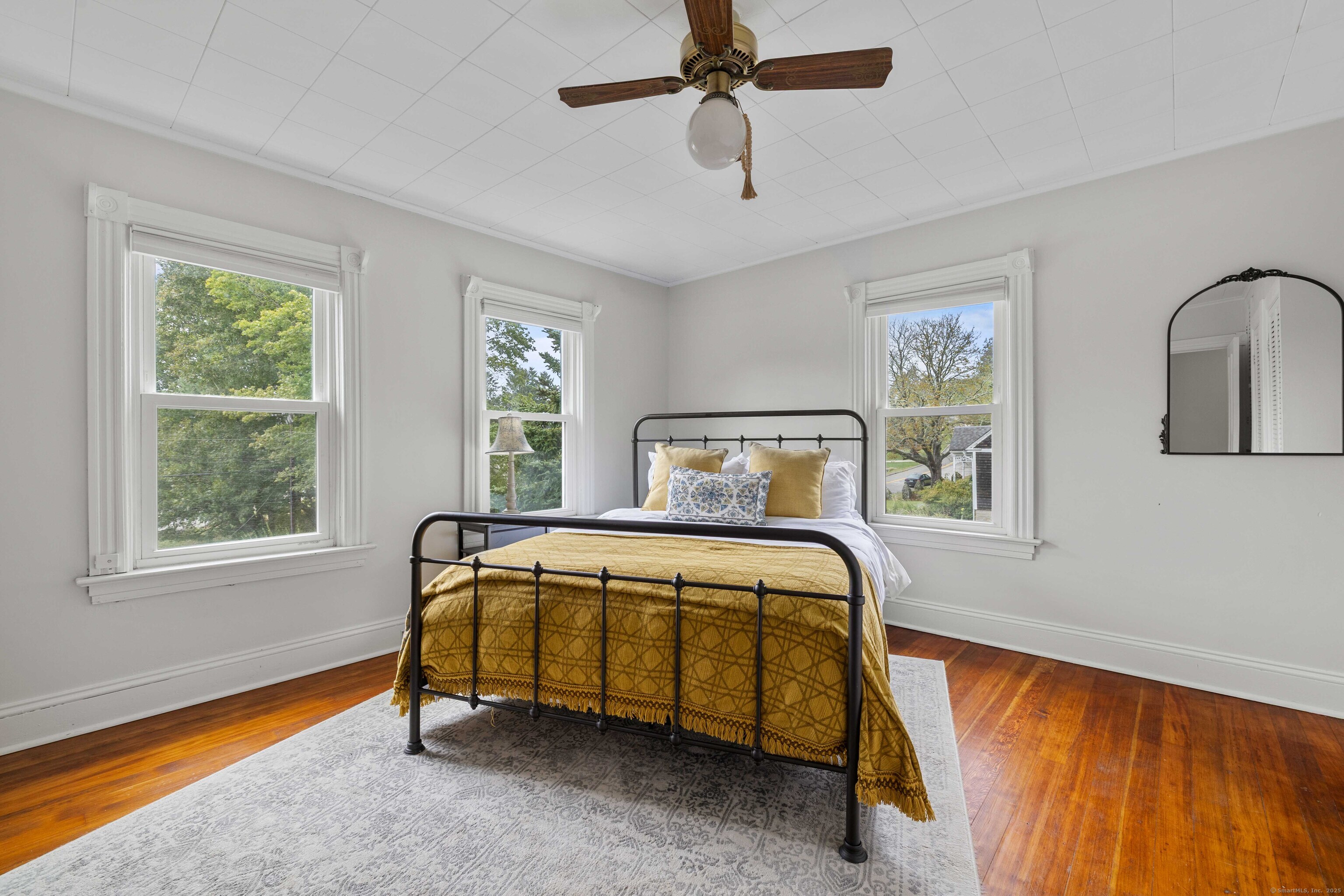 16 Prospect Hill Road