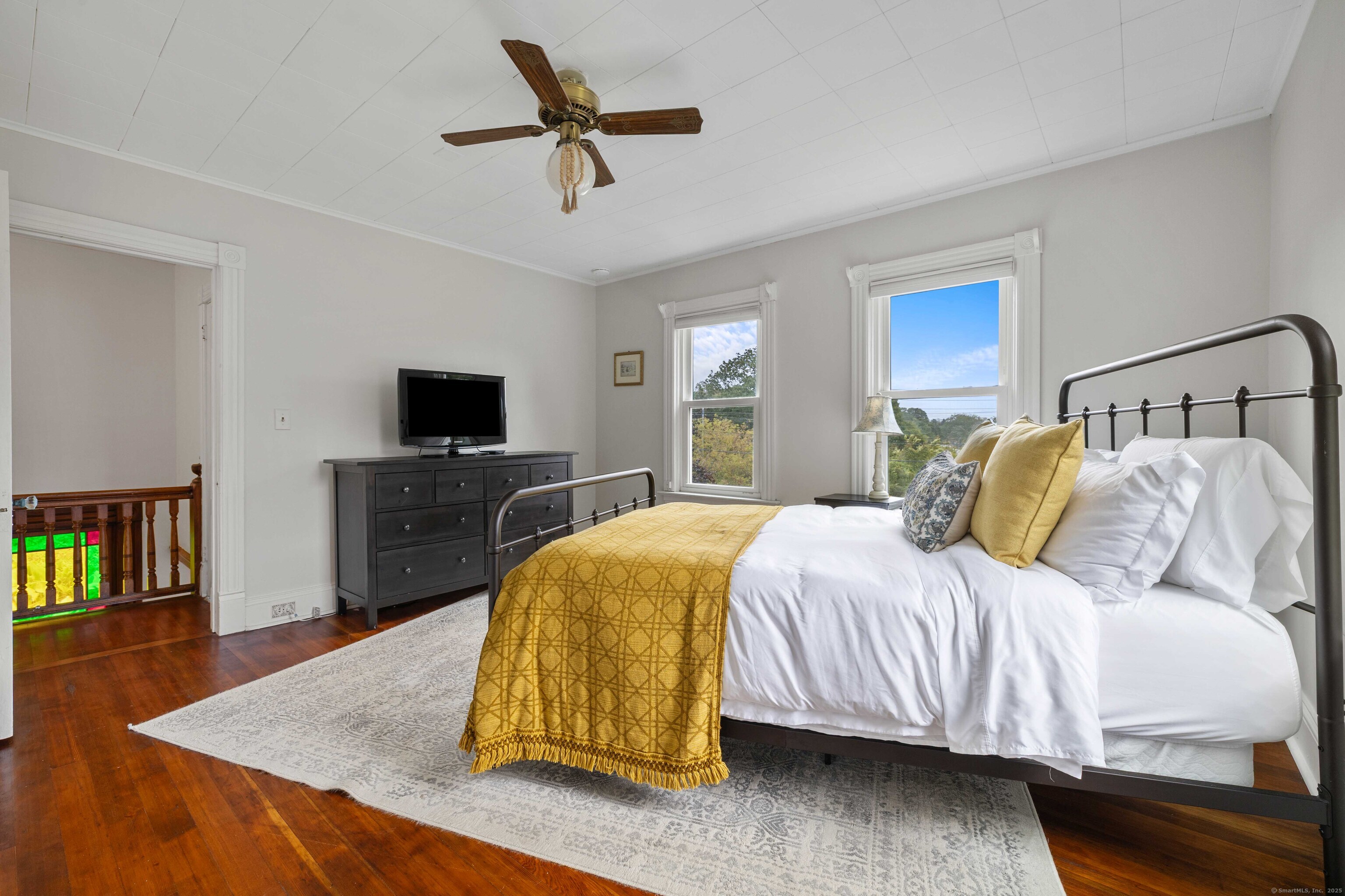 16 Prospect Hill Road