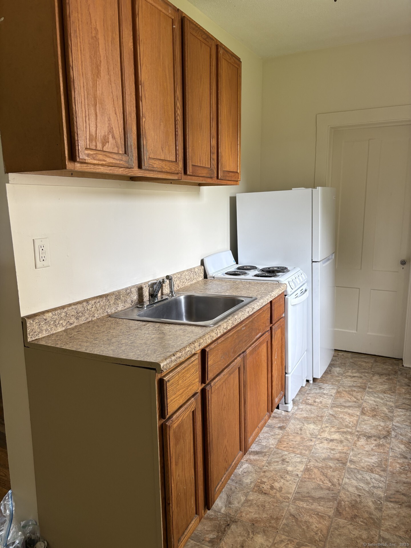 22 Dr. Aaron Samuels, Danbury, 06810, 1 Bedroom Bedrooms, 0 ,1 BathroomBathrooms,Residential Rental,For Sale,Dr. Aaron Samuels,0,24135100