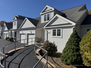 Homes for sale in Manchester, CT | 244 Oakland St #APT H, Manchester, CT 06042 | MLS# 24135076