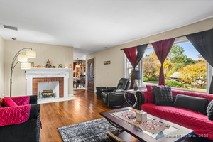 Homes for sale in Middlebury, CT | 105 Jericho Rd, Middlebury, CT 06762 | MLS# 24133379