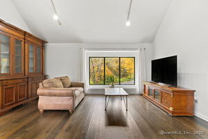 Homes for sale in Redding, CT | 22 Ledgewood Rd, Redding, CT 06896 | MLS# 24133830