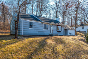 Homes for sale in Farmington, CT | 371 Middle Rd, Farmington, CT 06032 | MLS# 24135166