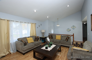 Homes for sale in Waterbury, CT | 134 Heritage Dr, Waterbury, CT 06708 | MLS# 24127483