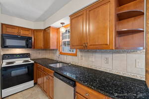 Homes for sale in Branford, CT | 226 Austin Ryer Ln #226, Branford, CT 06405 | MLS# 24120490