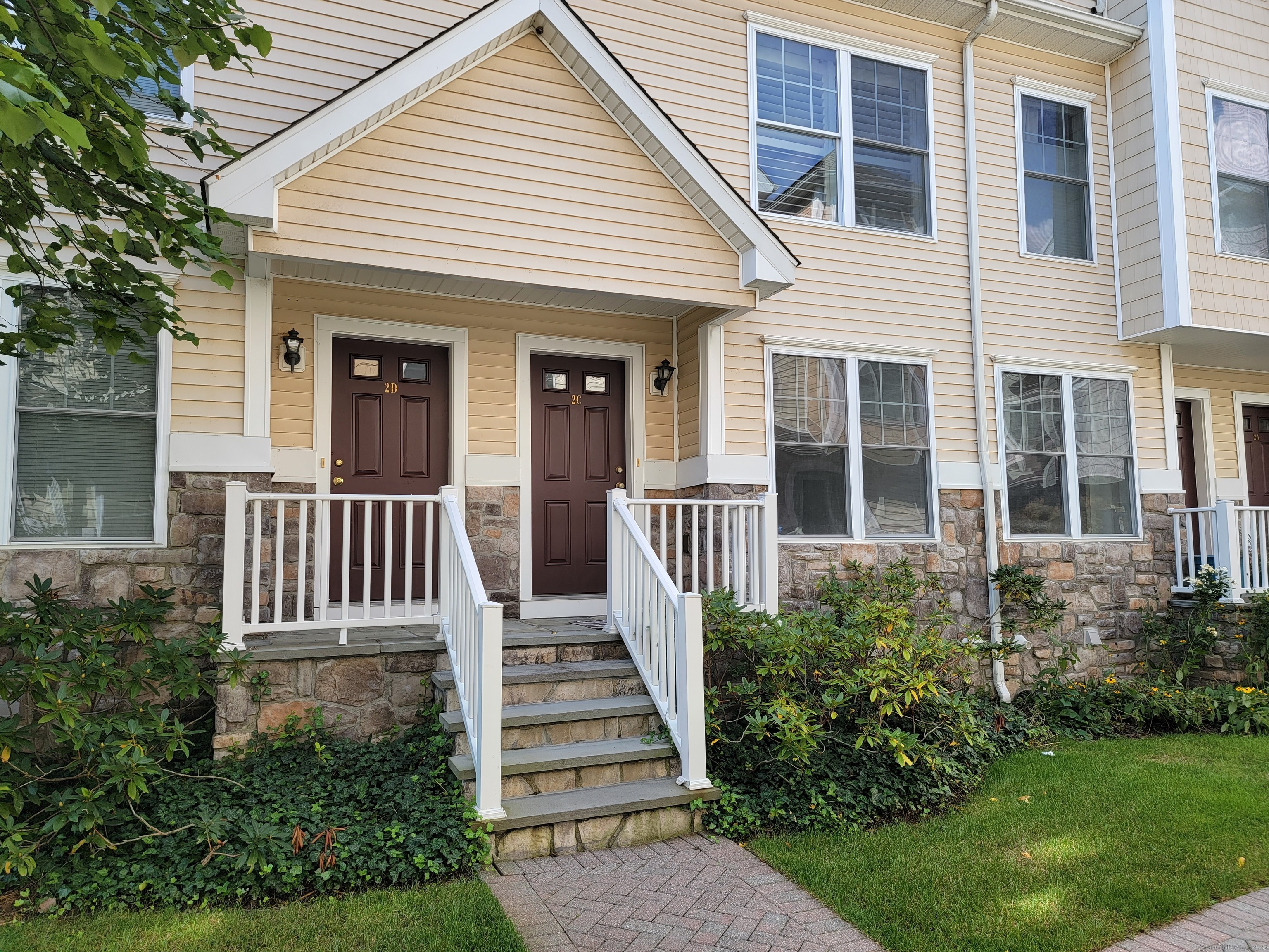 85 Camp Avenue, Stamford, Connecticut photo 1