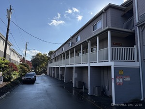 Homes for sale in Norwalk, CT | 4 Union Ave #APT 26, Norwalk, CT 06851 | MLS# 24111679