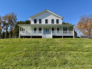 Homes for sale in East Granby, CT | 200 N Main St, East Granby, CT 06026 | MLS# 24134449