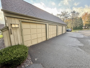 Homes for sale in Southbury, CT | 643 Heritage Vlg #A, Southbury, CT 06488 | MLS# 24119411