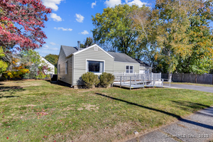 Homes for sale in Milford, CT | 271 W River St, Milford, CT 06461 | MLS# 24135426