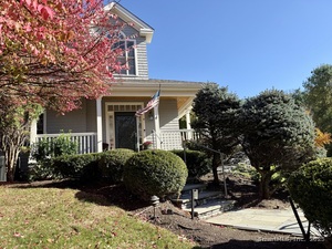 Homes for sale in Southbury, CT | 33 Old Field Hill Rd #9, Southbury, CT 06488 | MLS# 24133710