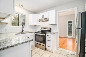 Homes for sale in Southbury, CT | 487 Heritage Vlg #A, Southbury, CT 06488 | MLS# 24135461